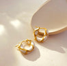 Boucles d’Oreilles Petite Créole en Cuivre Doré et Blanc – Élégance Lumineuse – Écrin Offert "Riviera" - Mara Bijoux