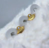 Boucles Soleil Doré & Perle Blanche – Acier Inoxydable "Maya" - Mara Bijoux