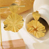 Boucles fleur dorée acier inox – Élégance inspirée haute couture "Lolita" Mara Bijoux