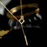 Collier Doré Carrés Entrelacés & Tige | Écrin Offert "Reflets" - Mara Bijoux